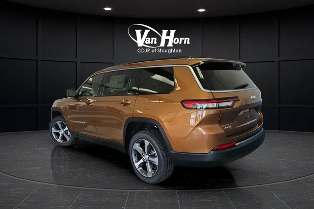 New 2026 Copper Shino Metallic Clearcoat Jeep Limited image 5