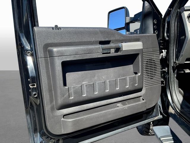 Used 2015 Black Ford Lariat image 24