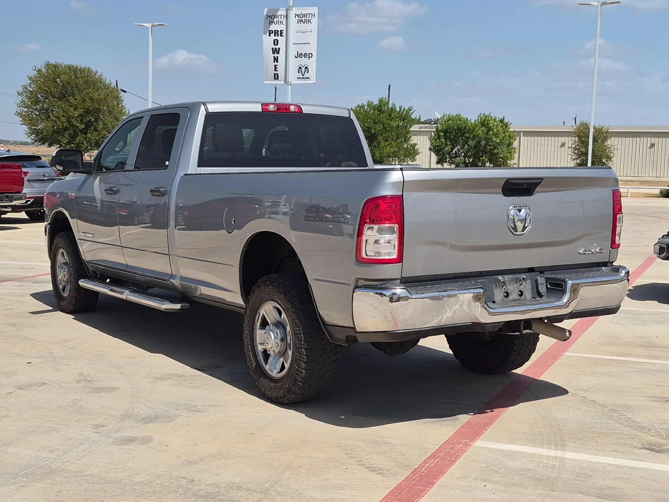 Used 2021 Silver Ram Tradesman image 5