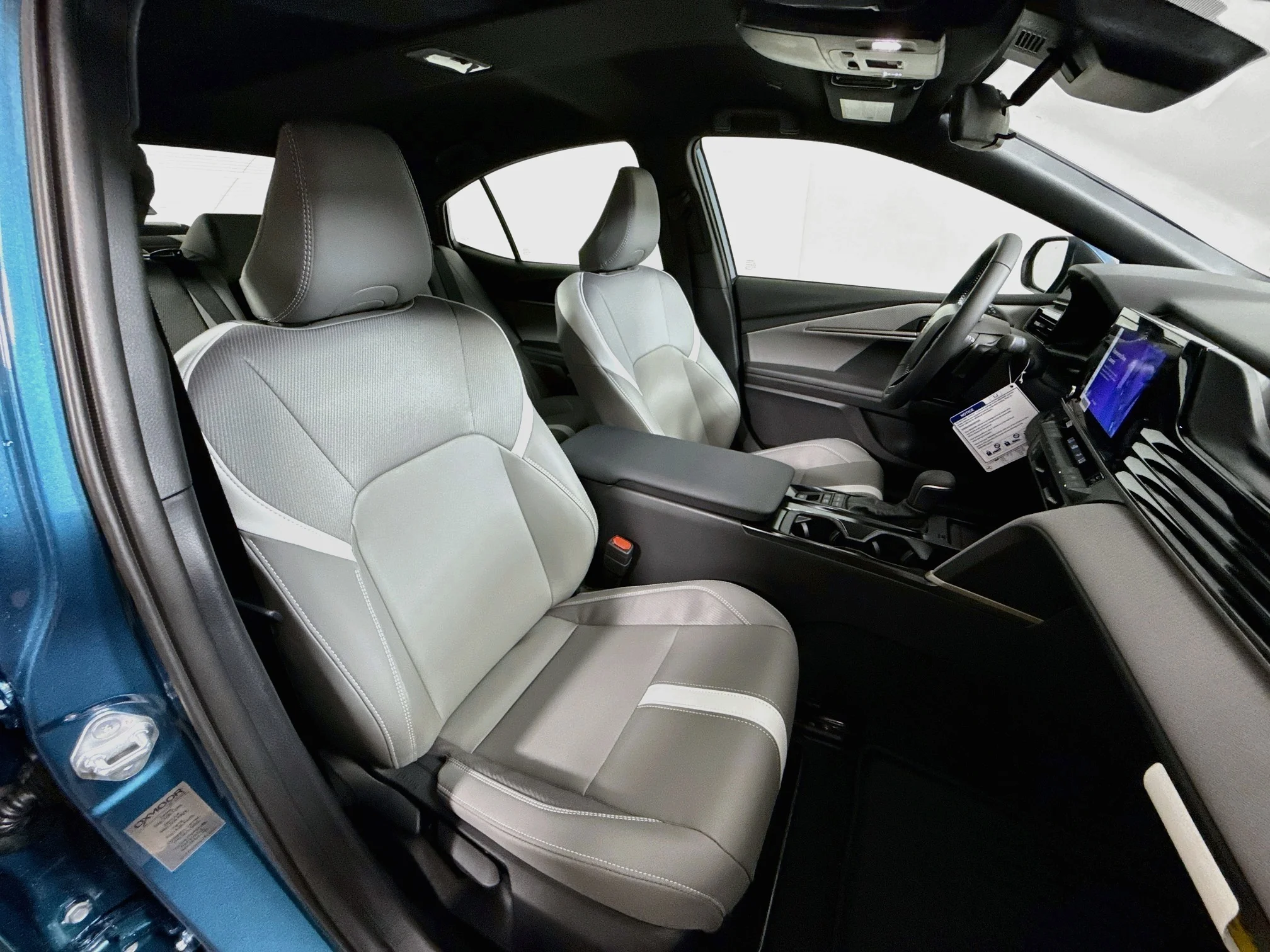 New 2026 Ocean Gem Toyota SE image 25