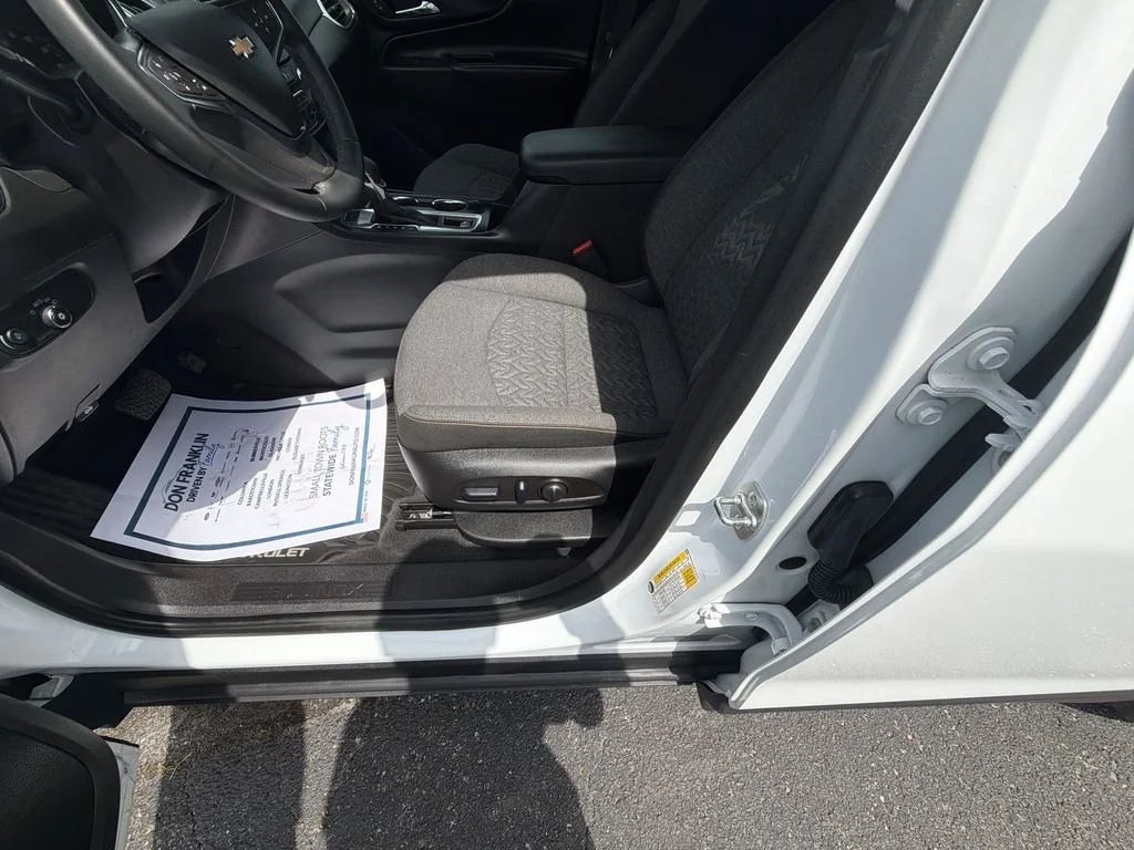 Used 2024 White Chevrolet LT image 12