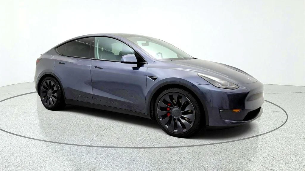 Used 2022 Midnight Silver Metallic Tesla Performance AWD image 3