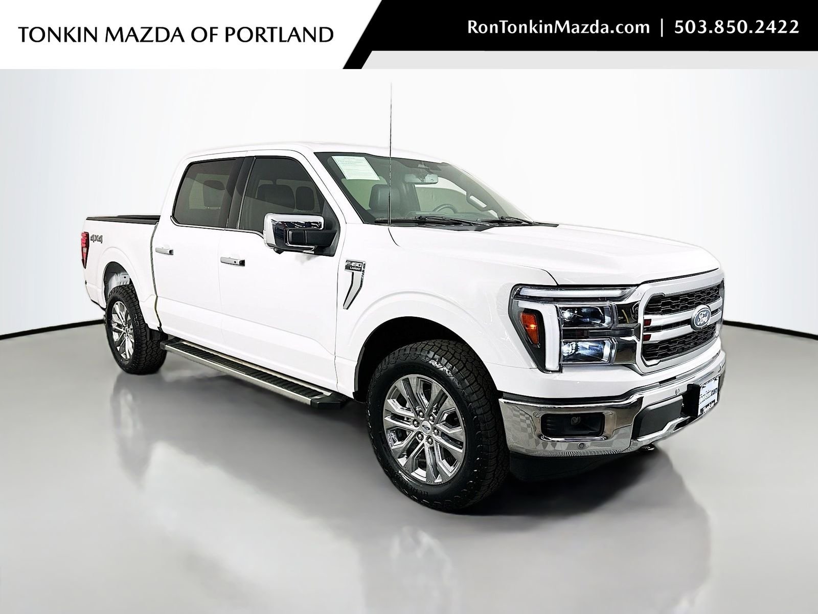 Used 2025 Oxford White Ford Lariat image 1