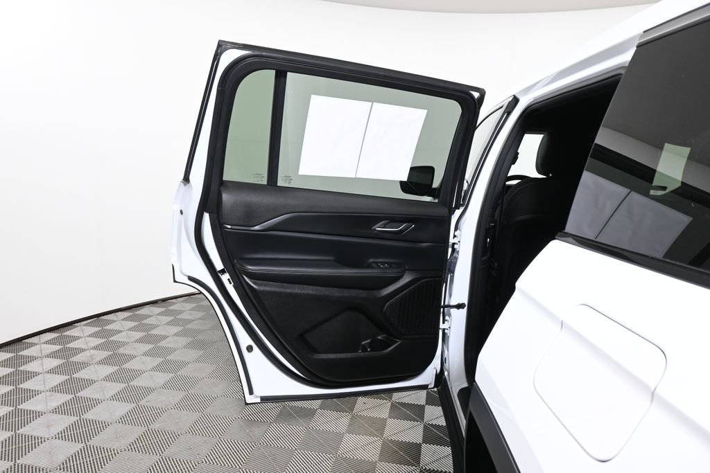 2024 Jeep Grand Cherokee L Laredo - Photo 35