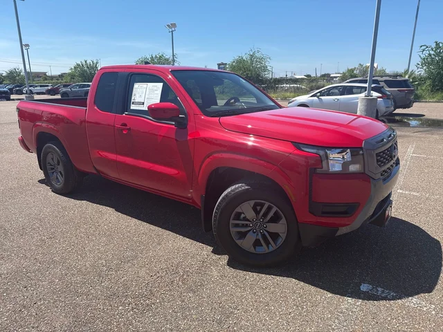 2025 Nissan Frontier SV