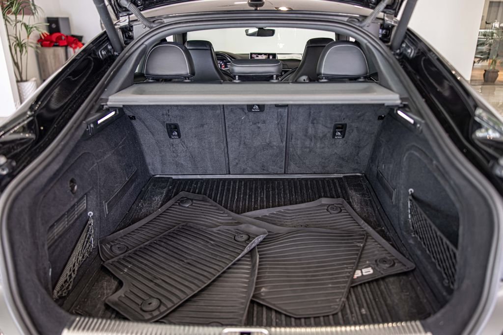 Used 2018 Black Audi 3.0T Prestige image 16