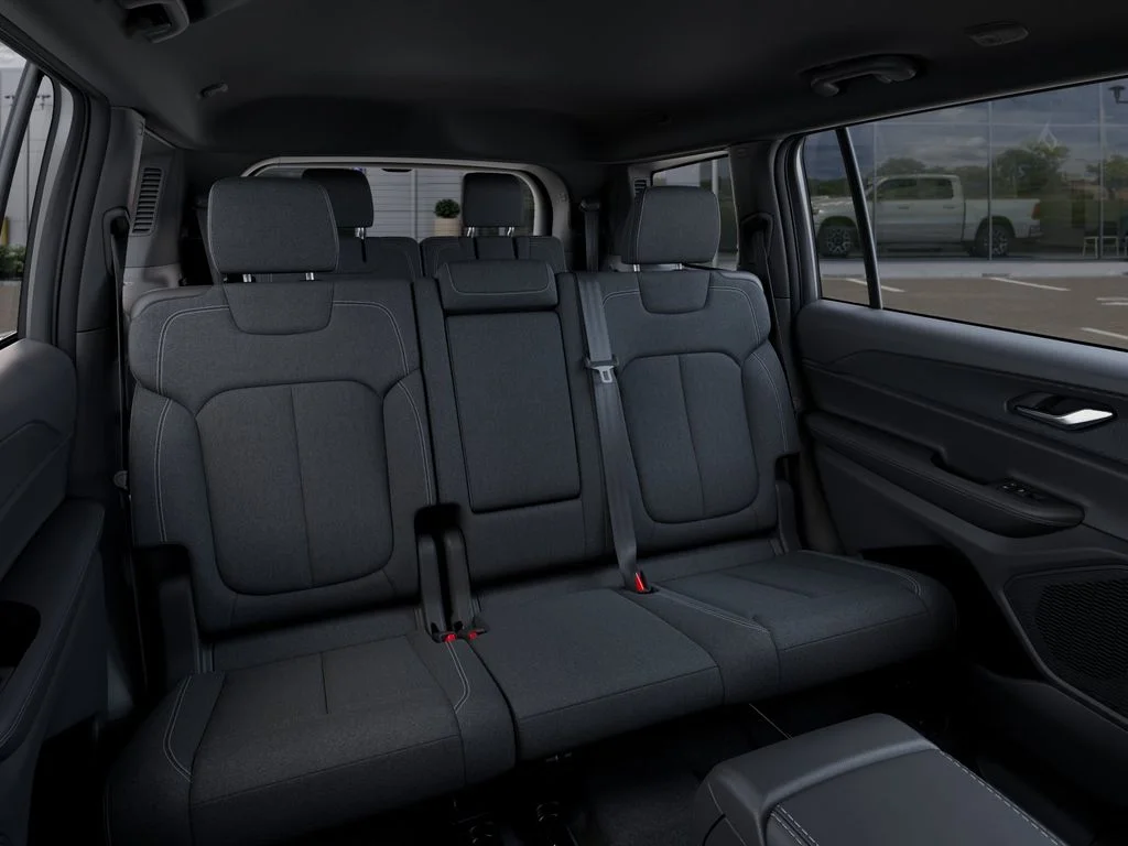 New 2026 Bright White Clear-Coat Exterior Paint Jeep Laredo image 16