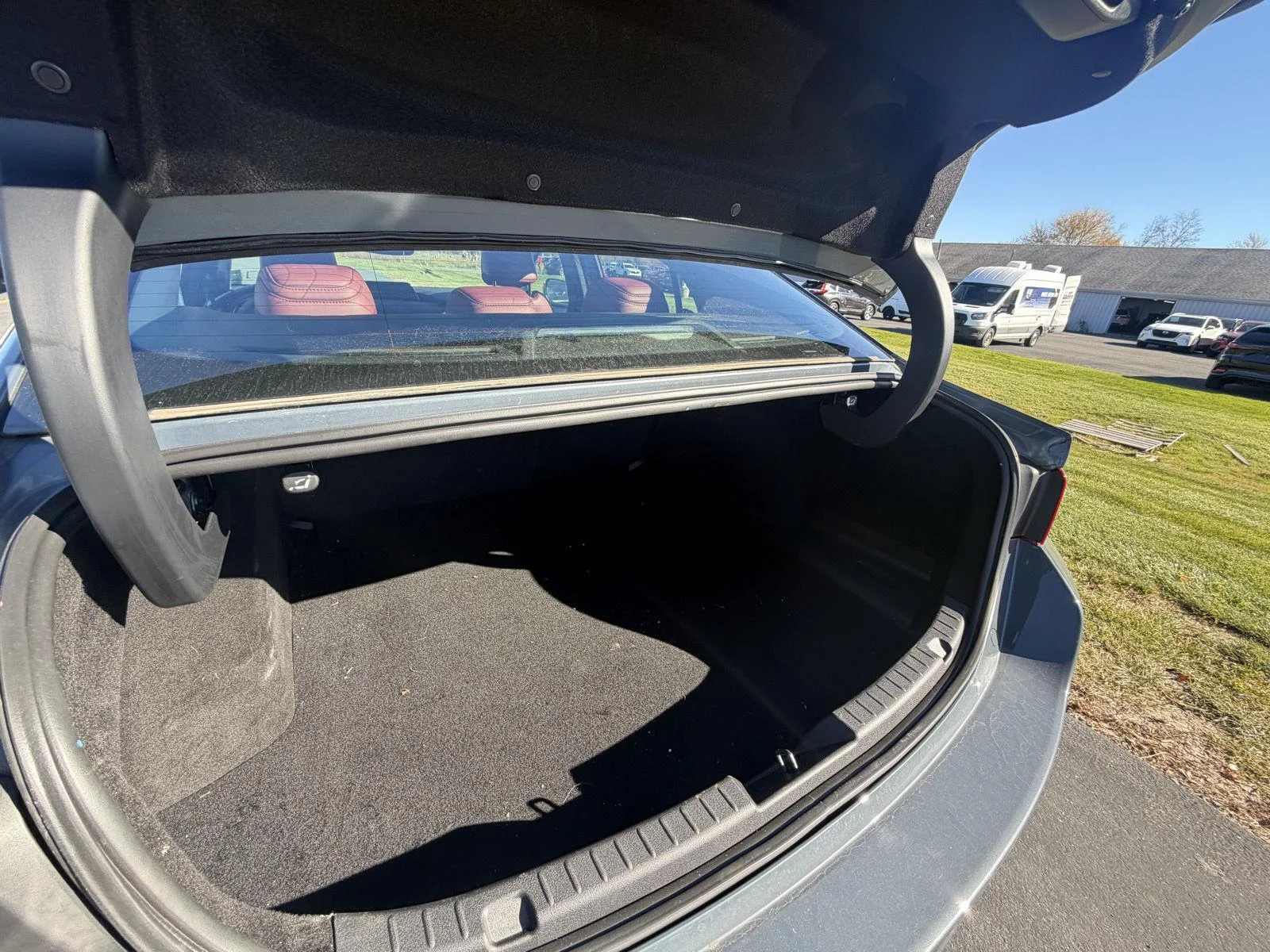 Used 2022 Polymetal Gray Metallic Mazda Carbon Edition image 11