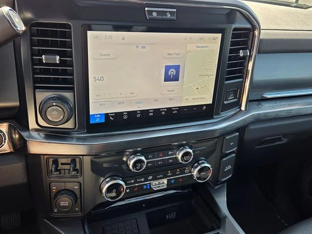 New 2027 Glacier Gray Metallic Tri-Coat Ford Lariat image 19
