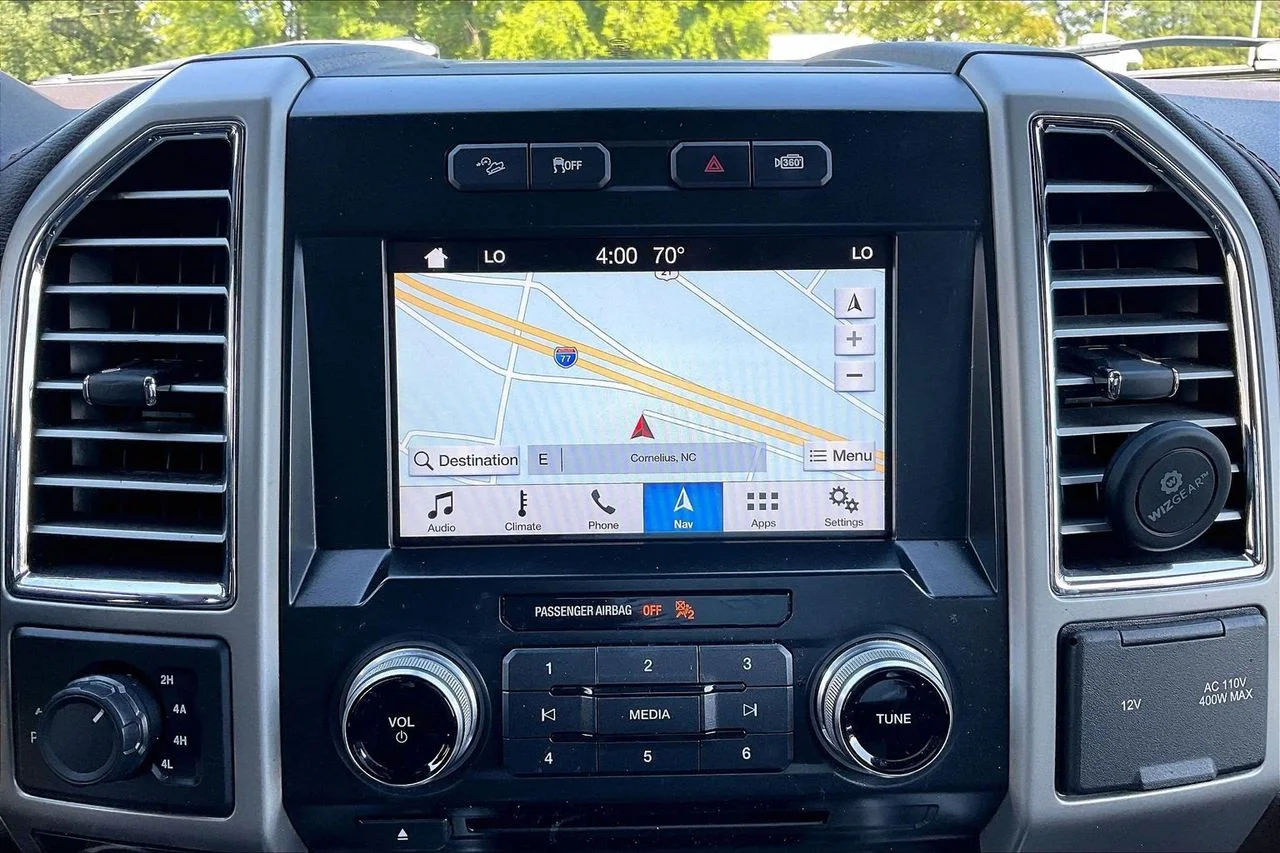 Used 2016 White Ford King Ranch image 14