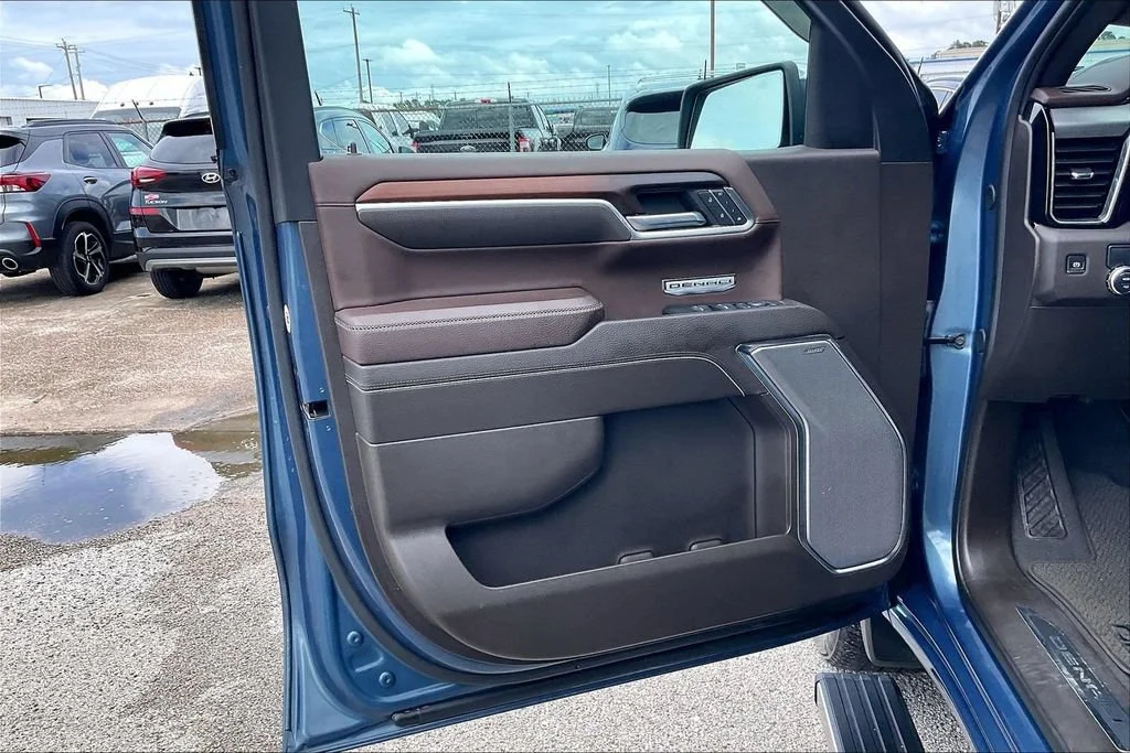 Used 2024 Downpour Metallic GMC Denali image 17