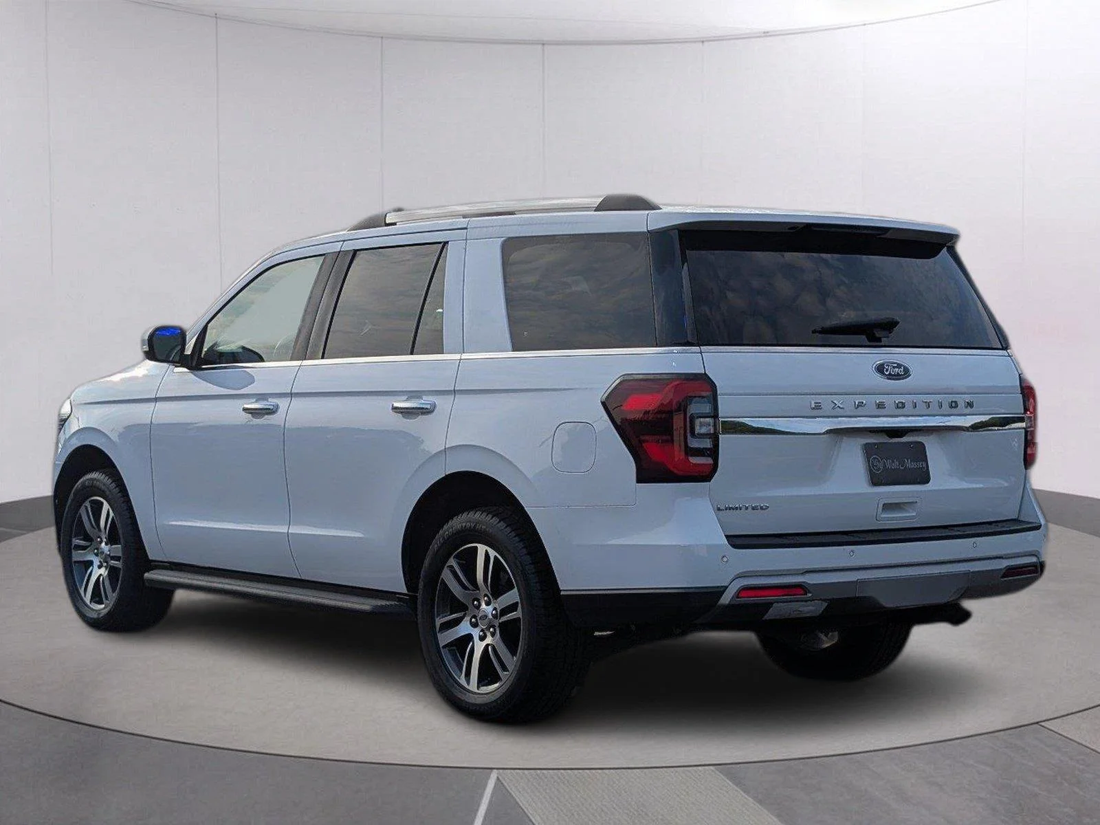 Used 2024 Oxford White Ford Limited image 3