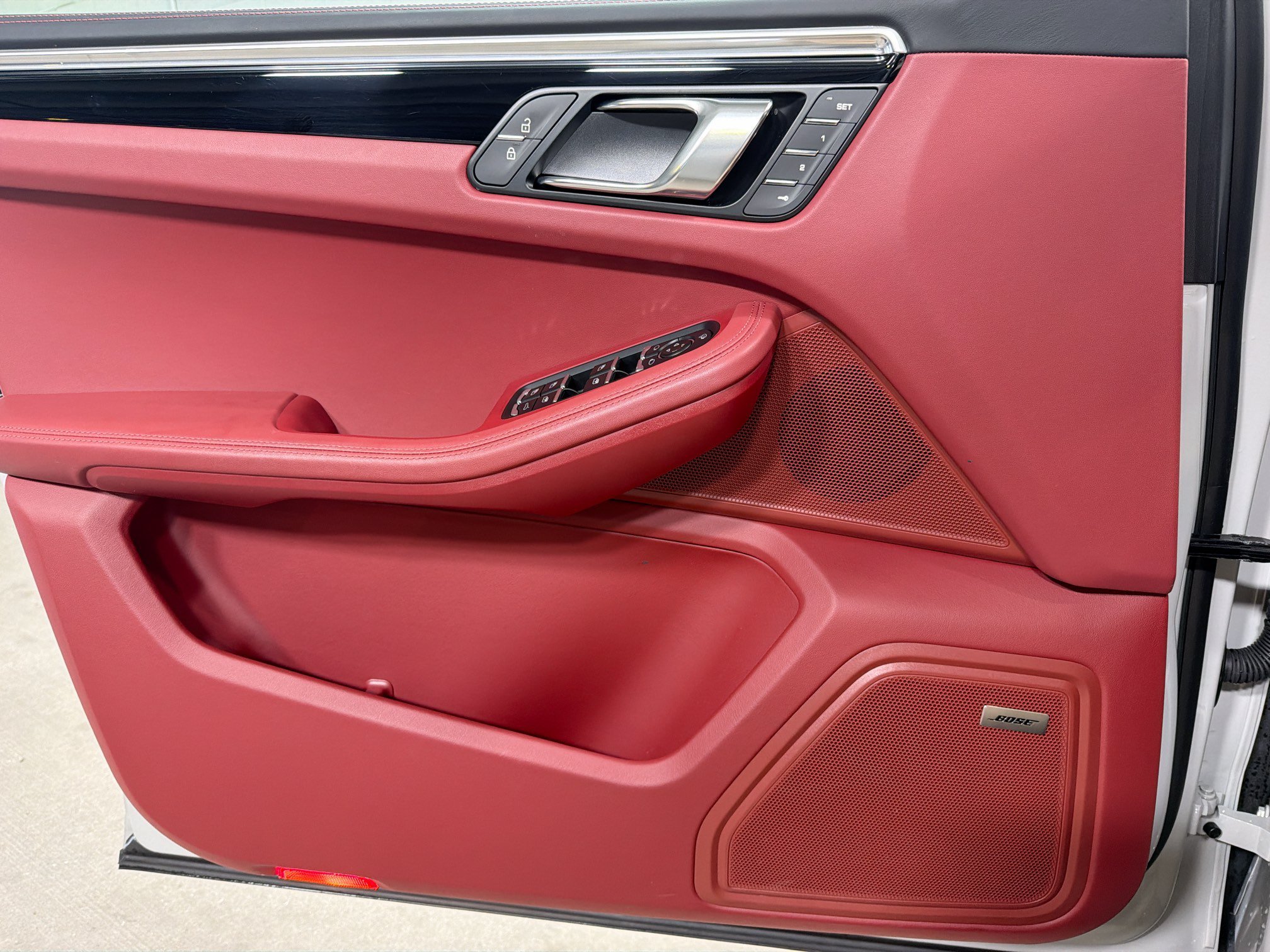 Used 2026  Porsche  image 20