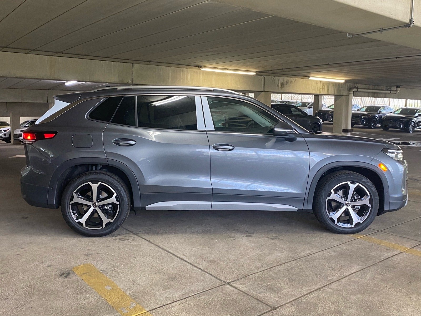 New 2026 Gray Volkswagen 2.0T SE image 2