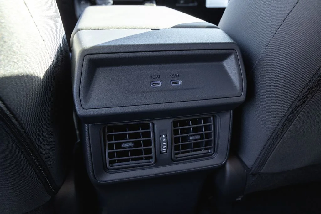 Used 2026 Ice Cap Toyota SE image 29