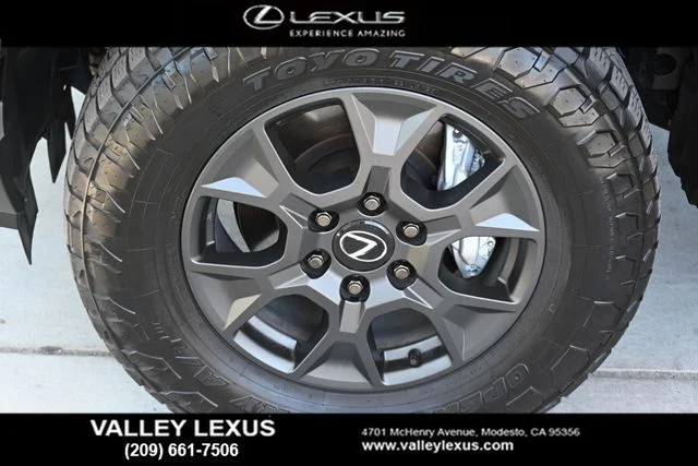 Certified Used 2025 TITANIUM CARBIDE GRAY Lexus 550 Overtrail image 22