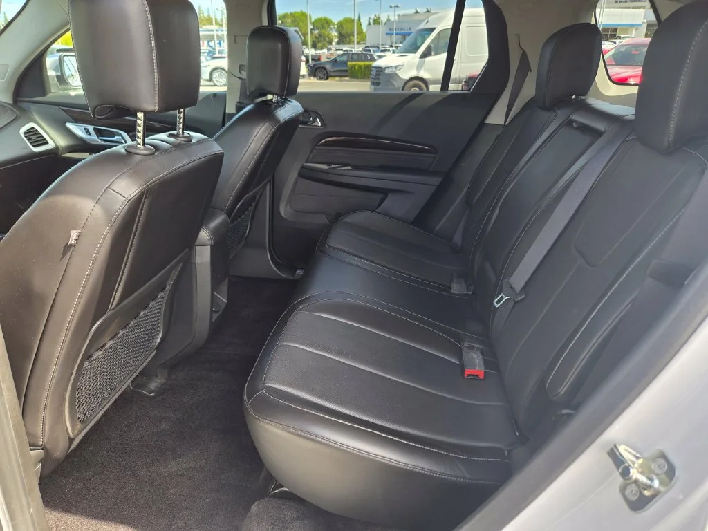 Used 2016 White Frost GMC Denali image 14