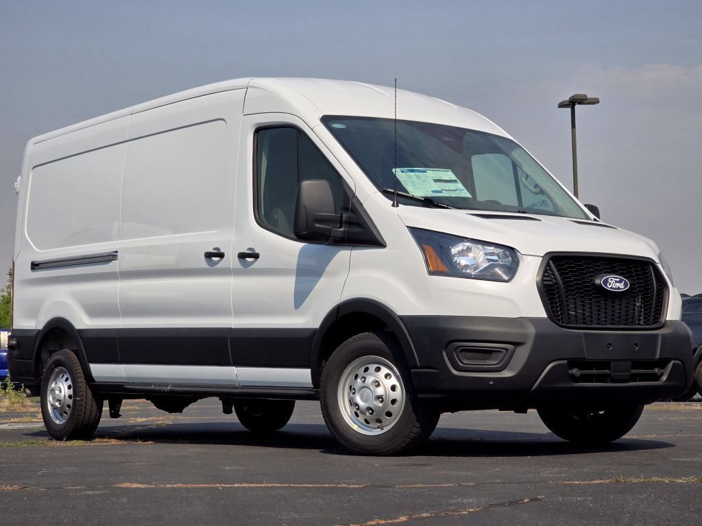 New 2026 Oxford White Ford XL image 2