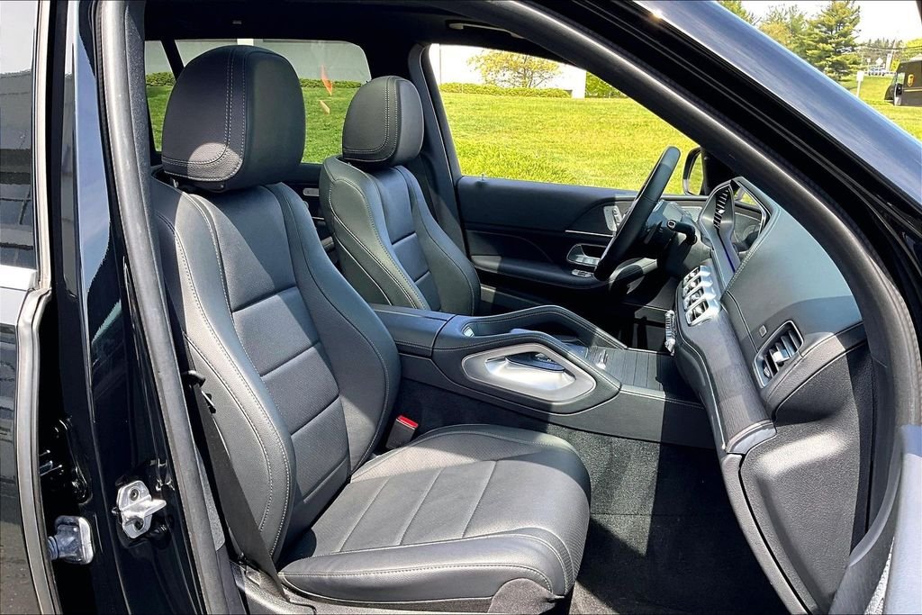 Certified Used 2022 Black Mercedes-Benz GLS 450 image 7
