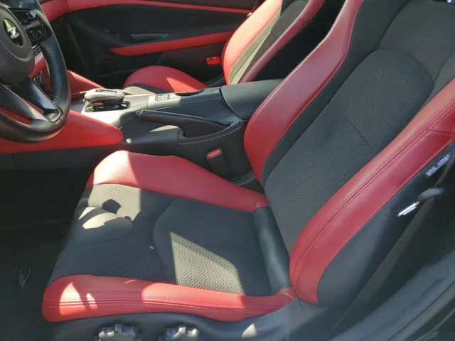 Used 2024 Black Nissan Performance image 9