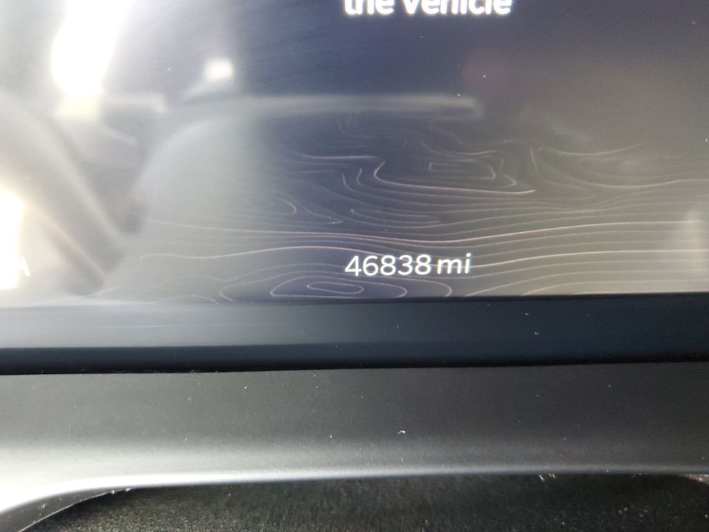 Used 2023 Silver Jeep Altitude image 30