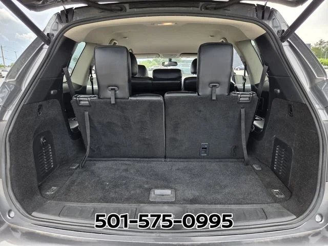 Used 2020 Gray Nissan SL image 15