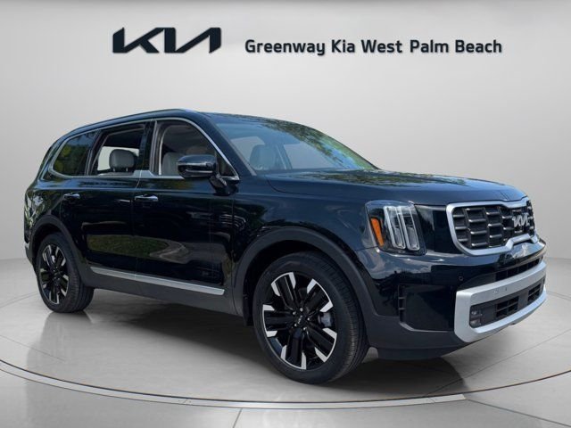 Used 2025 Black Kia SX image 1