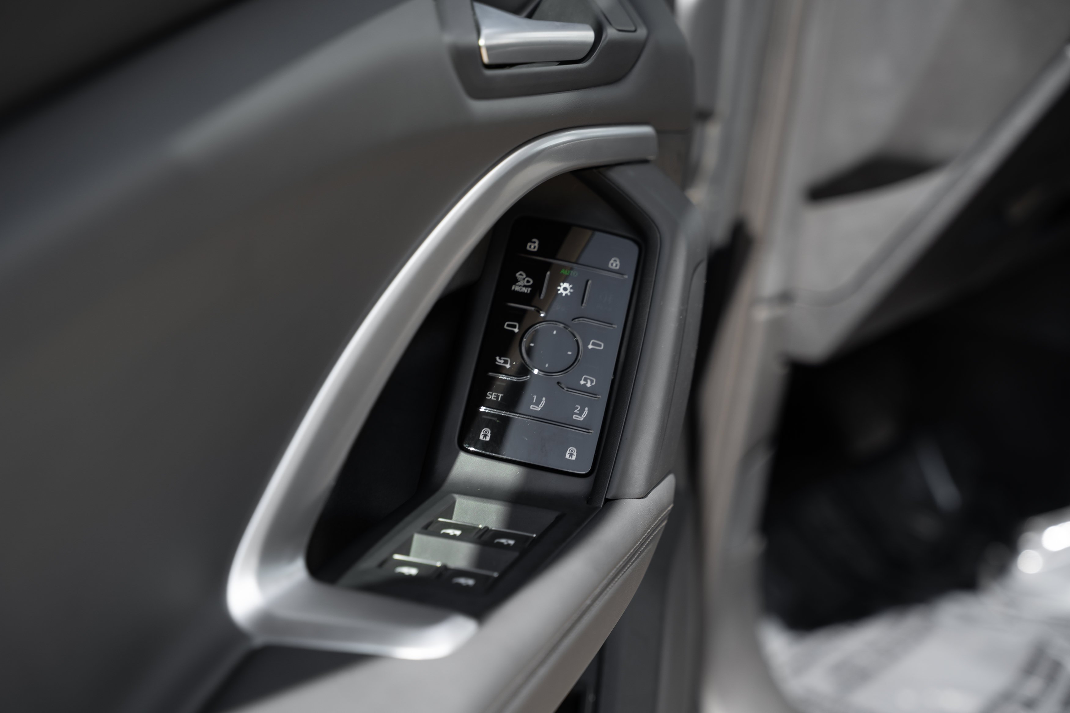 Certified Used 2025 Tambora Gray Metallic Audi Premium Plus image 21