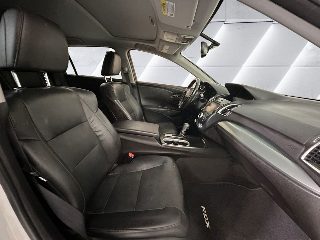Used 2018 White Acura Technology & AcuraWatch Plus Packages image 13