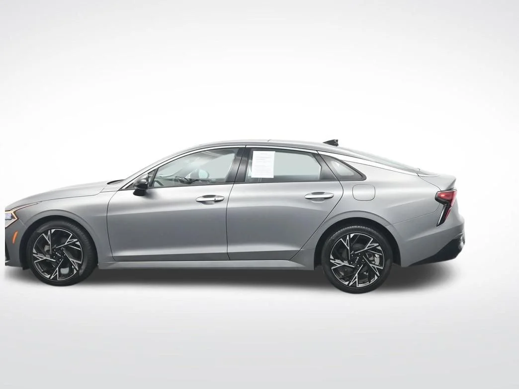 Used 2025 Steel Kia GT-Line image 10