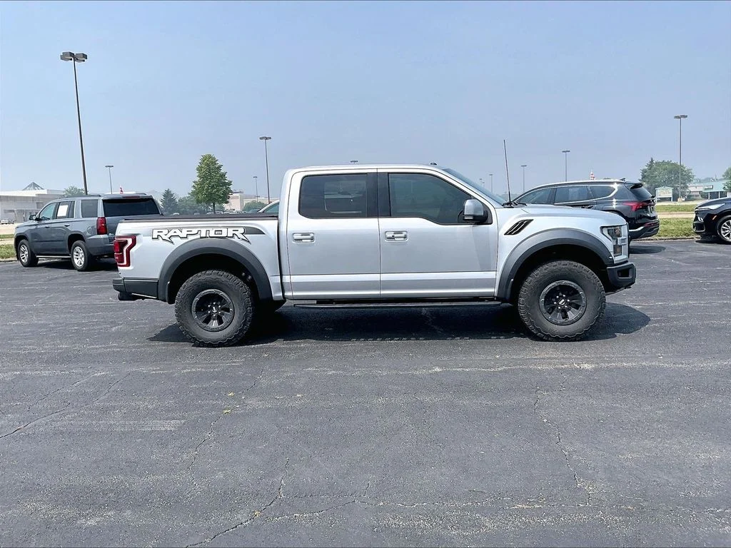 Used 2017 White Ford Raptor image 6