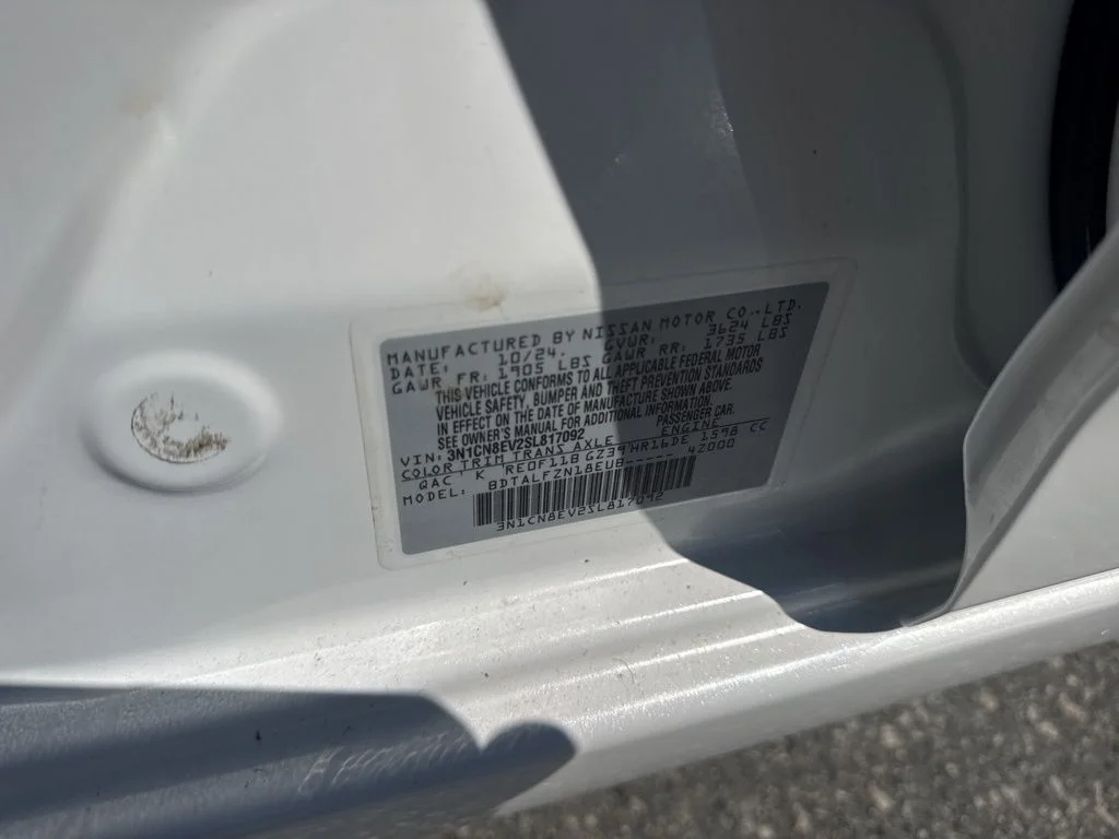 Used 2025 White Nissan 1.6 SV image 31