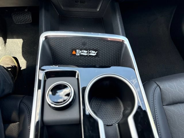 2027 Chevrolet Equinox LT - Photo 16
