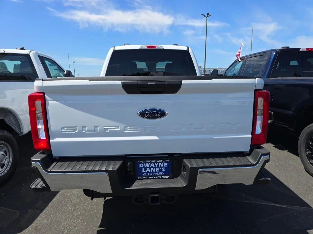 2025 Ford F-350 Super Duty XLT - Photo 7