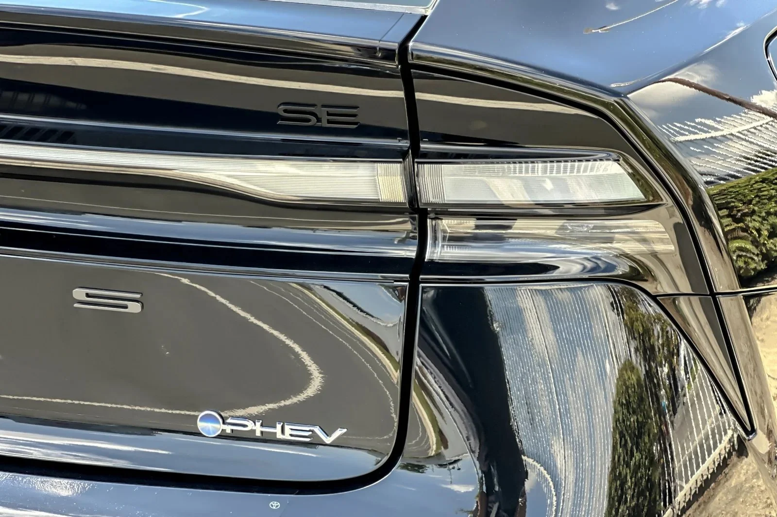 New 2026 Midnight Black Metallic Toyota  SE image 26