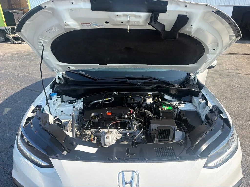 Certified Used 2024 White Honda LX image 34
