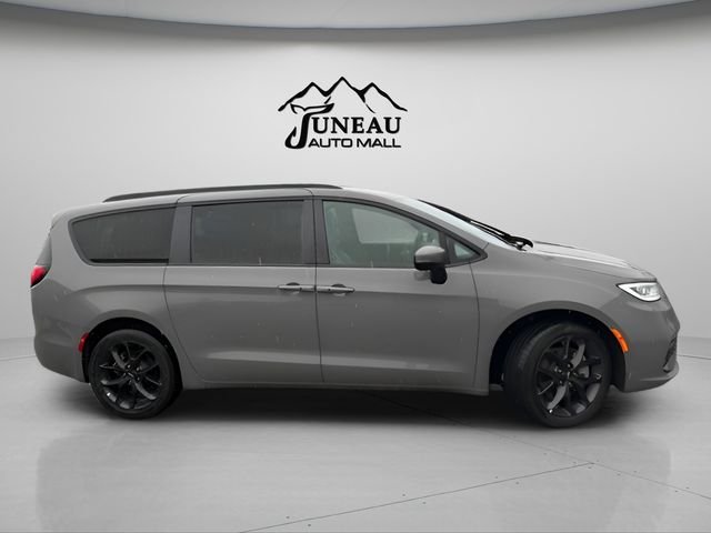 2C4RC3BG3PR528271