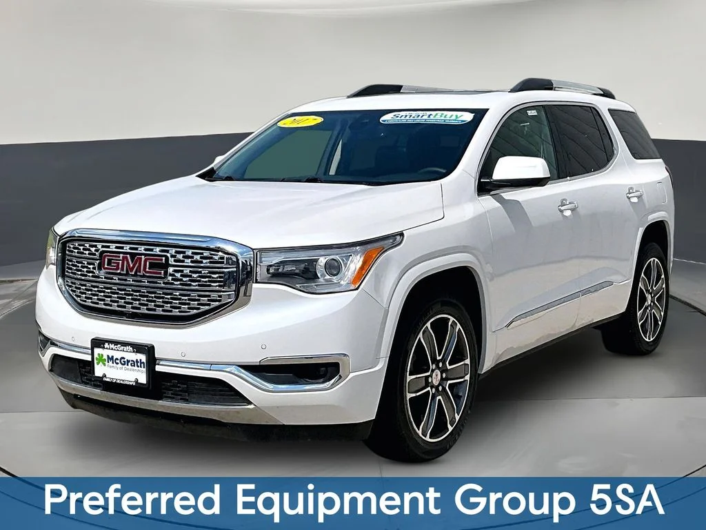 Used 2017 White GMC Denali image 3