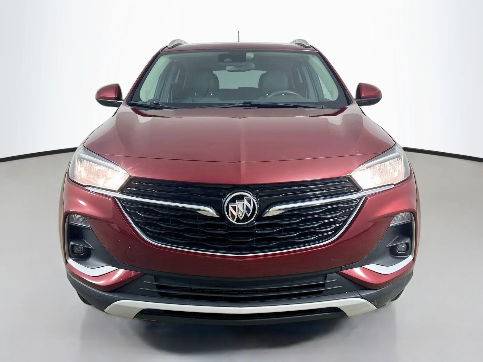 Used 2023 Red Buick  image 2