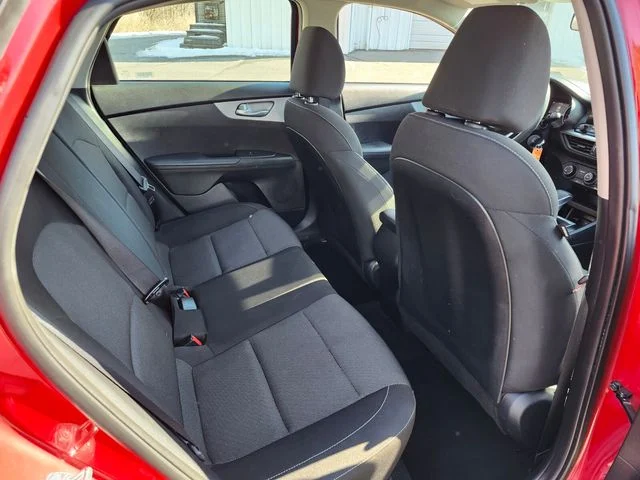 Used 2024 Red Kia LXS image 18