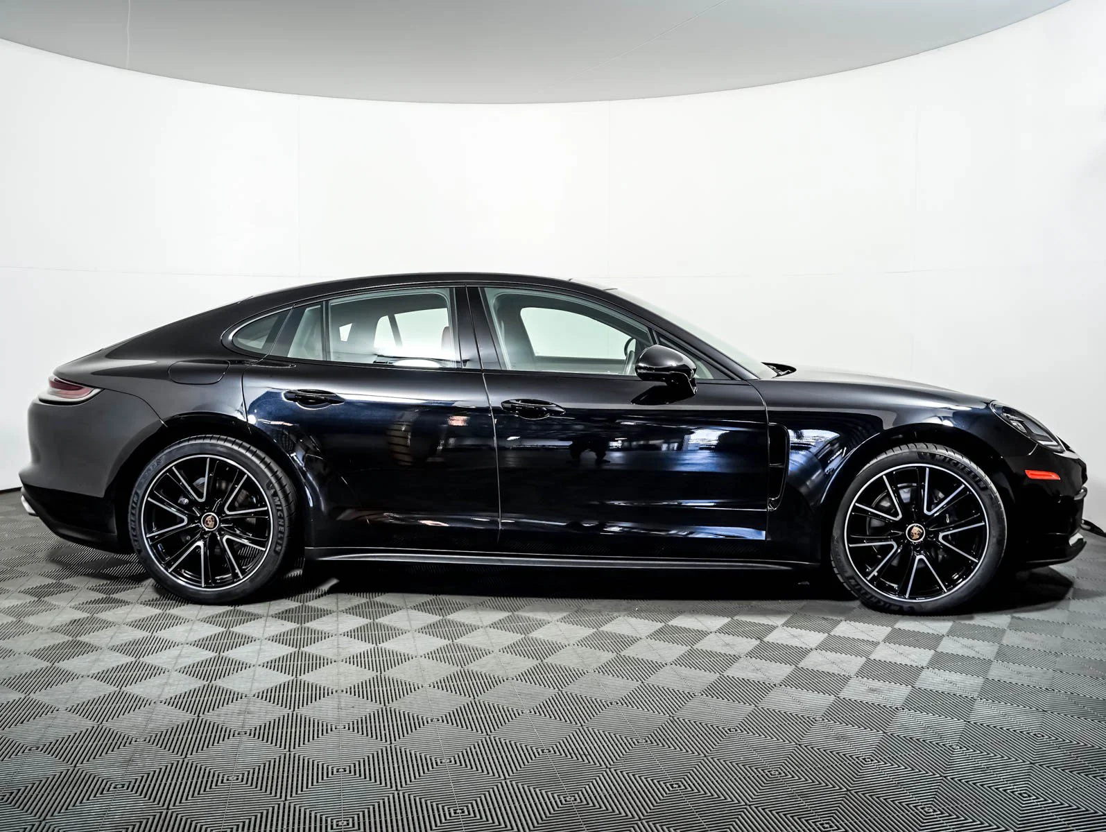 Certified Used 2023 JET BLACK Porsche 4 image 9