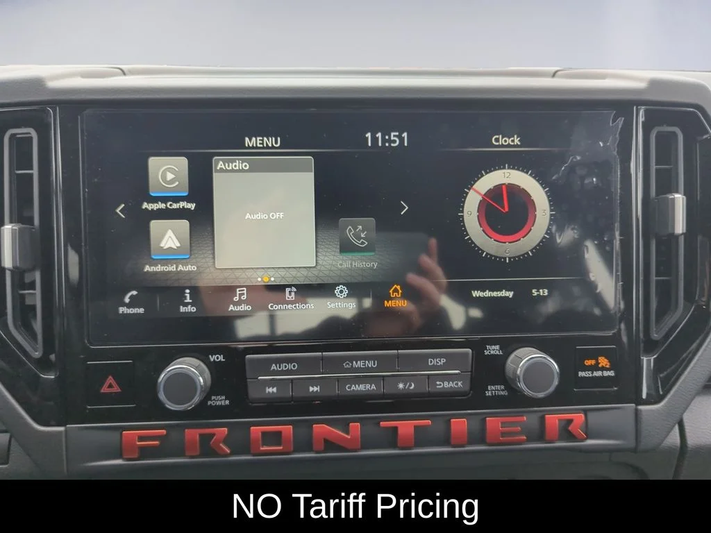 Used 2025 Black Nissan PRO-4X image 12