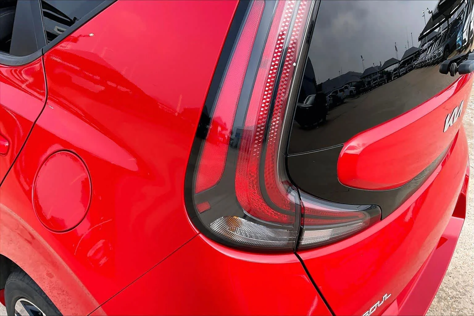 Used 2023 Inferno Red Kia GT-Line image 27