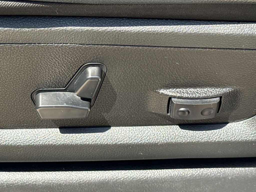 Used 2024 White Ram Laramie image 20