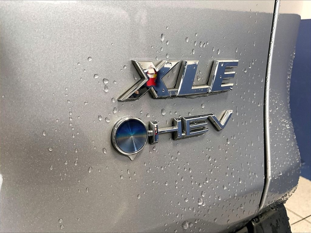 Used 2025 Silver Toyota XLE image 29