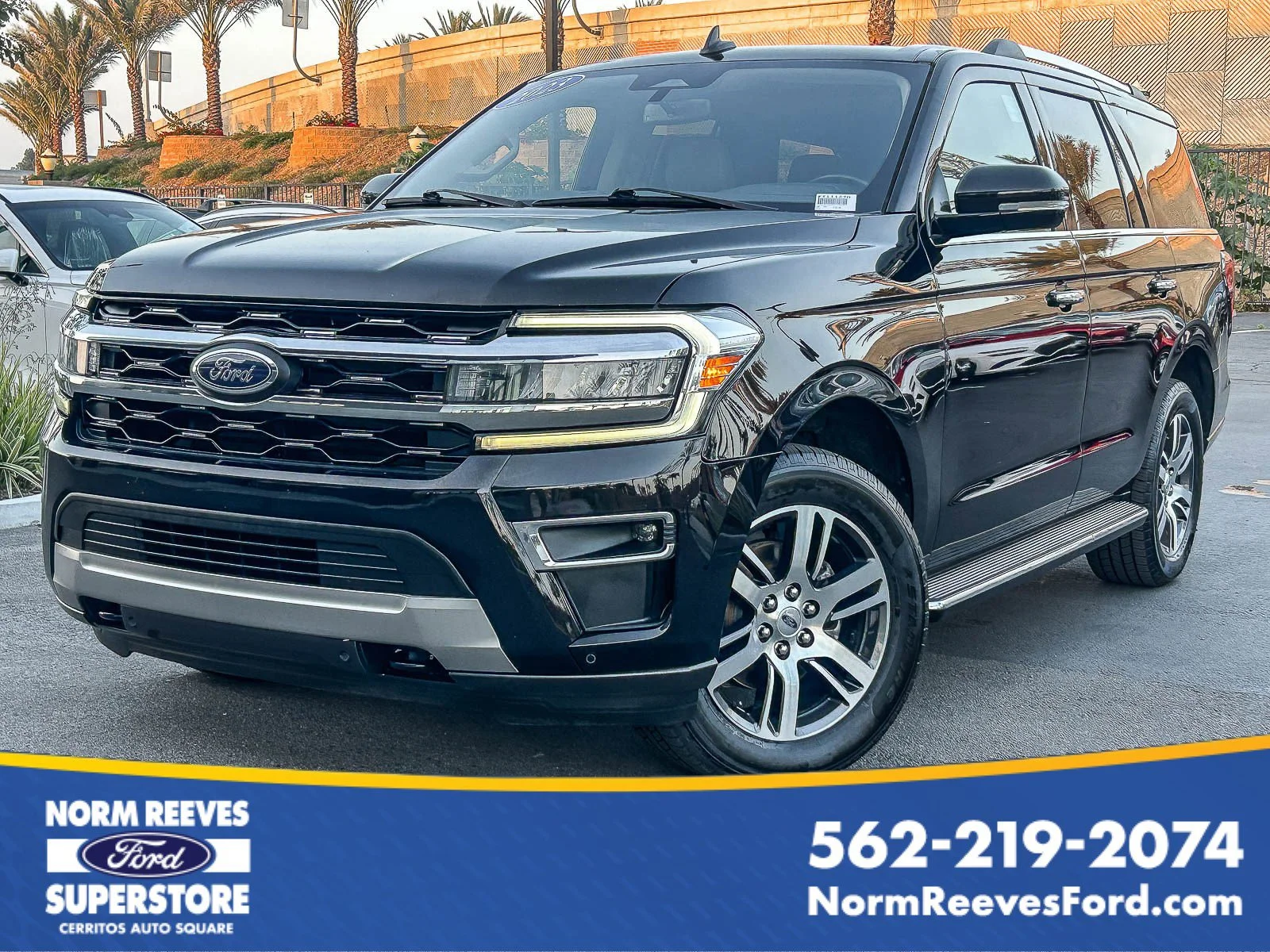 2023 Ford Expedition Limited 4X4's photo