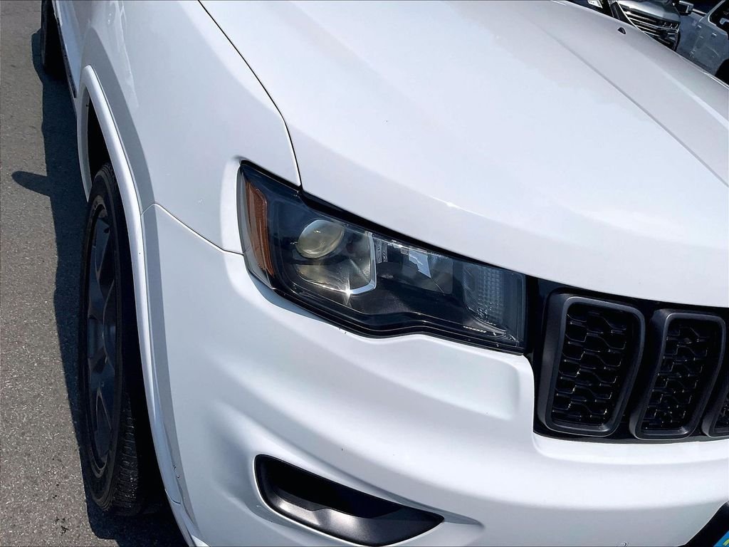 Used 2021 White Jeep Limited image 31