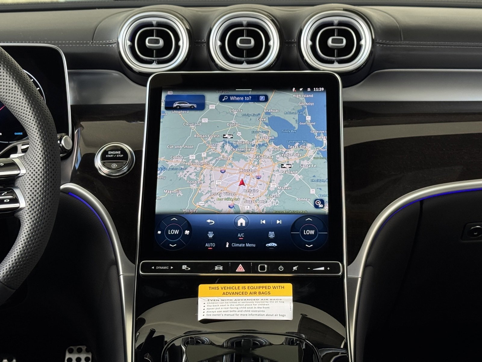 New 2026 Obsidian Black Metallic Mercedes-Benz GLC 300 image 32