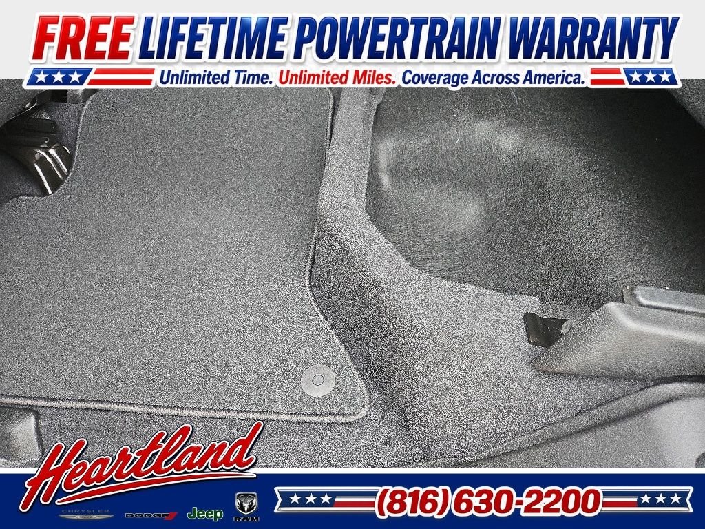 New 2026 Granite Crystal Metallic Clear-Coat Exterior Paint RAM Tradesman image 88