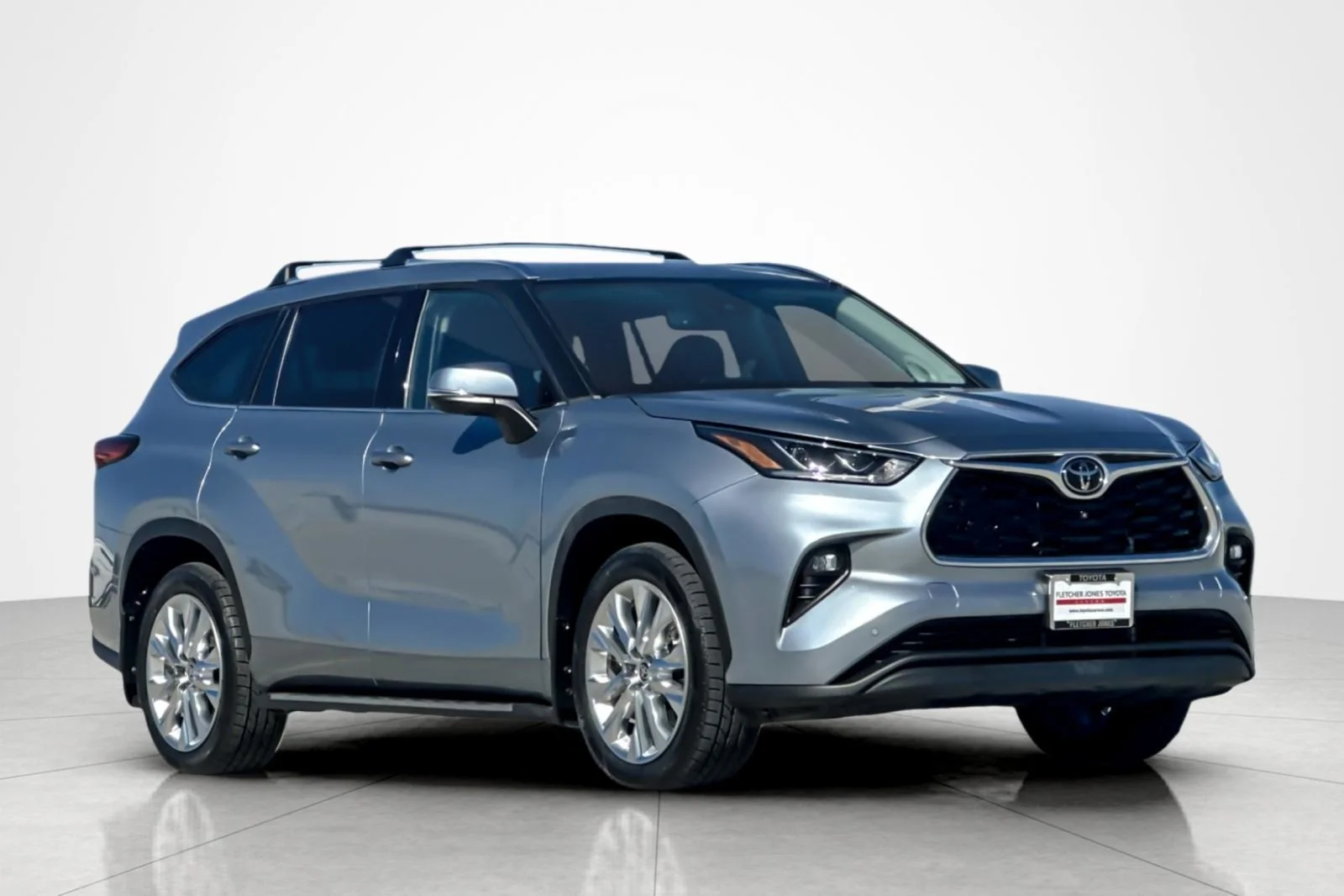 Used 2023 Moon Dust Toyota Limited image 7